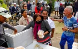 Saint-Denis : une distribution alimentaire pour les sans-abris