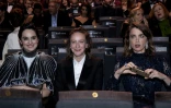 Les actrices françaises Noémie Merlant (g) et Adèle Haenel (d), aux côtés de la réalisatrice française Céline Sciamma durant la 45e cérémonie des César, salle Pleyel à Paris, le 28 février 2020