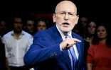 Le chef de l'alliance de gauche Verts/Travaillistes, Frans Timmermans, prononce un discours à Rotterdam, aux Pays-Bas, le 27 septembre 2025