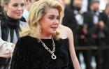 Catherine Deneuve à Cannes le 10 juillet 2021