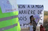 Manifestation contre la crrière de Bois Blanc - Touch Pa Nout Roche
