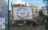 Réunion du collectif "Ministère des bonnets d'âne" en novembre 2014 à Saint-Denis, au nord de Paris