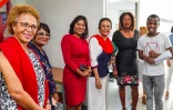 Huguette Bello visite l'école de la seconde chance