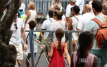 Les Avirons : une marche blanche en hommage aux deux fillettes tuées par leur père 