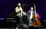 Jazz dann Port Chai Maestro