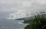 Jeudi 31 janvier 2008 - La route des laves noyée sous l'épais brouillard généré par la vapeur d'eau
