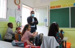 Saint-Leu : le maire Bruno Domen en visite dans trois établissements 