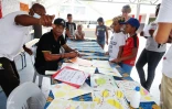 Yannick Noah en visite à l'école Blanche Pierson à Saint-Paul