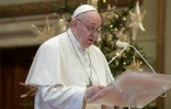 Le pape François (c) lors de son traditionnel message de Noël, le 25 décembre 2020 au Vatican