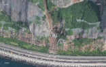 PHOTOS - Les blocs de pierre sont partis du sommet de la falaise