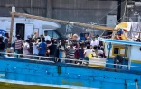 Mardi 5 février 2019 - Le bateau de migrants est arrivé au Port-Ouest 