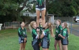  cheerleaders 