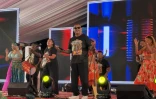 Benjam avec les Tambours sacrés Réunionnais en spectacle en Inde