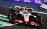 Le pilote allemand Mick Schumacher, au volant de sa Haas-Ferrari, a été victime d'une très violente sortie de piste, lors des qualifications du Grand Prix de Formule 1 d'Arabie saoudite, le 26 mars 2022 sur le circuit de Jeddah