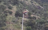 Spectaculaire accident dans les rampes de la Montagne