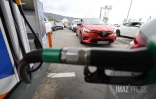 [Photos - Vidéo] Pour une augmentation de leur marge : les gérants de stations-service en colère mobilisés devant la SRPP