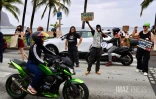 Mobilisation citoyenne : un barrage filtrant installé sur le Barachois par une trentaine de personnes