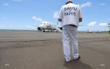 avion boeing 787 air austral présentation évacuations sanitaires aéroport roland garros