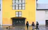 Des policiers sur le site de l'attaque à l'arme blanche à Mulhouse, le 23 février 2025