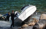 bateau  speed boat Anse des Cascades 