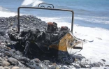 Saint-André : un bateau calciné échoué sur le littoral de Bois-Rouge [?]