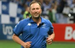 L'entraîneur de Castres Pierre-Henry Broncan ravi du succès des siens contre Toulouse en demi-finale du Top 14 à Nice, le 17 juin 2022 