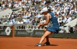 La Polonaise Iga Swiatek lors de son quart de finale du simple féminin contre l'Américaine Jessica Pegula au tournoi de Roland-Garros, à Paris, le 1er juin 2022