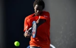 Gaël Monfils face au Bosniaque Damir Dzumhur à l'Open d'Australie, le 14 janvier 2019 à Melbourne 