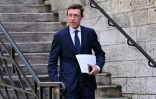 Le ministre de l'Education nationale, Edouard Geffray, arrive au lycée Arago à Paris le 25 août 2026 pour tenir une conférence de presse en vue de la rentrée scolaire 2026-2027