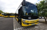 nouveaux véhicules car jaune