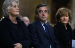 Francois Fillon lors d'un hommage aux victimes des attentats le 15 novembre 2015 à Notre-Dame de Paris