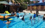 La ville de Saint-Paul a organisé une matinée aquatique pour les parents et les bébés.