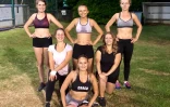  cheerleaders 