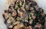 Lo gou mon péi : civet canard, riz maïs, rougail bringelles avec cuisine metisse