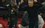 L'entraîneur du Paris SG Luis Enrique (D) et l'attaquant Ousmane Dembélé lors de la qualification pour la finale de la Ligue des champions aux dépens du Bayern Munich, le 6 mai 2026 à l'Allianz Arena
