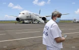 avion boeing 787 air austral présentation évacuations sanitaires aéroport roland garros