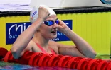 La Française Marie Wattel ravie de sa victoire sur 100 m papillon aux Championnats d'Europe de Budapest, le 18 mai 2021