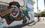 Graffiti représentant Hassan Nasrallah, le chef du Hezbollah, tué vendredi, dans une rue de Tel-Aviv, le 29 septembre 2024