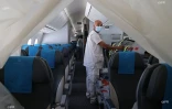 avion boeing 787 air austral présentation évacuations sanitaires aéroport roland garros
