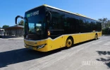 car jaune 