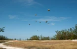 Exercice tactique sur l'île de Juan de Nova pour les parachutistes d'infanterie de marine