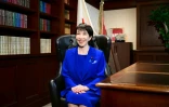 Sanae Takaichi, nouvelle dirigeante élue du Parti libéral-démocrate (PLD) au pouvoir, le 4 octobre 2025 à Tokyo

