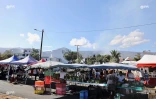 Premier dimanche du marché forain  Rivière des Galets