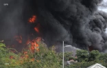 Feu dans un entrepôt au Port 