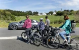 Sur une route de Belle-Île-en-Mer, dans le Morbihan, le 17 avril 2026