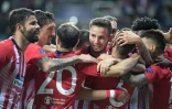Les joueurs de l'Atletico se congratulent après un but contre le Real Madrid en Supercoupe d'Europe, le 15 août 2018 à Tallinn