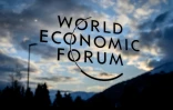 Le logo du Forum économique de Davos, le 19 janvier 2020 à Davos, en Suisse