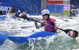 Angele Hug en séries du kayak cross des Jeux olympiques de Paris 2024, le 4 août 2024.