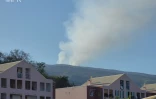 Incendie au Maïdo : la fumée visible de loin 