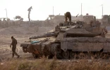 Un char israélien est positionné près de la frontière avec la bande de Gaza, le 21 juillet 2025